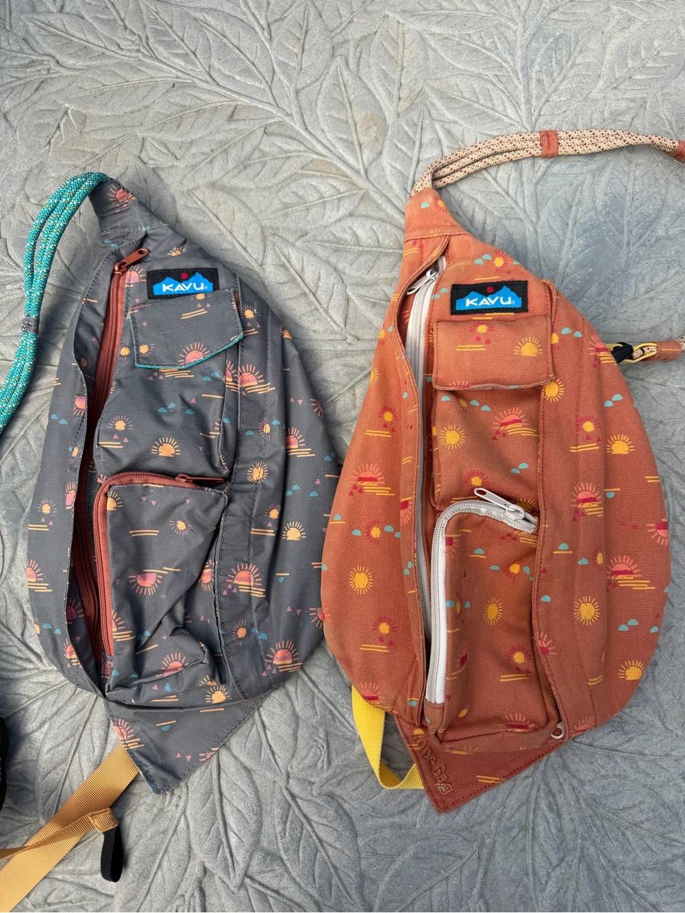 KAVU NIGHT MIRAGE/DAY MIRAGE SLING Bag - Sunset Print (Rust and Charcoal)